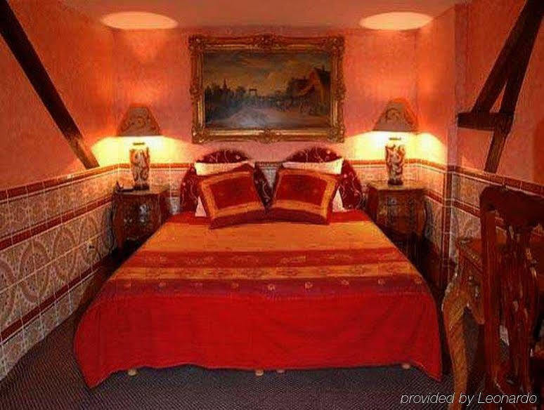 Mozart Hotel 3*